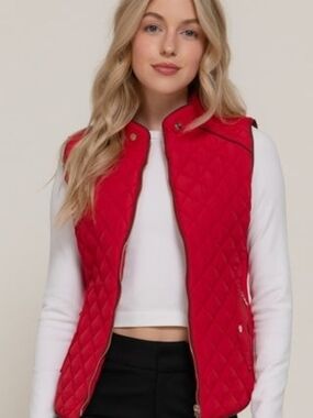 Westport Red Quilted Sleeveless Vest with Piping